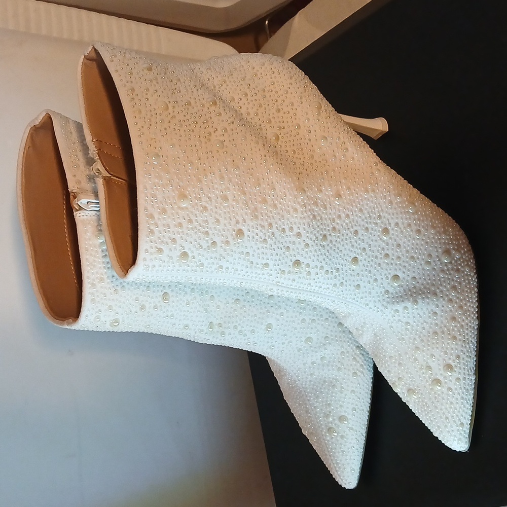 Pearl Embellished Stilleto Booties. Sz. 10